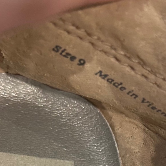 Dolce Vita sueded loafer, light brown, size 9 - Picture 7 of 7